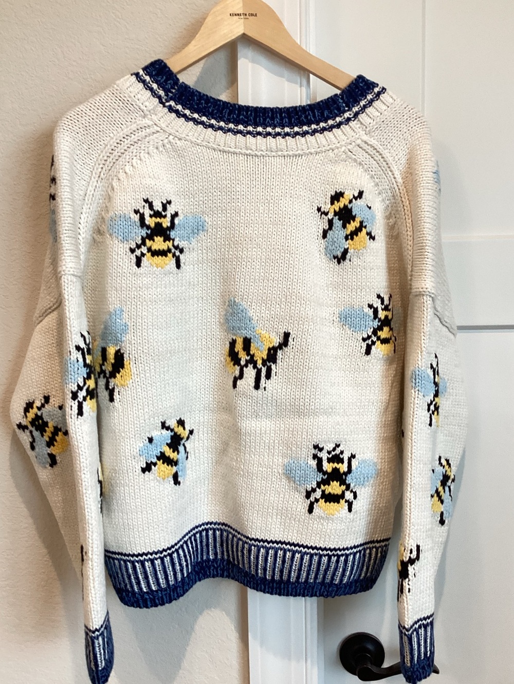 Anthropologie Bee Cardigan Sweater Maeve Icon Chunky New Medium Ivory Bumblebee - Picture 11 of 15